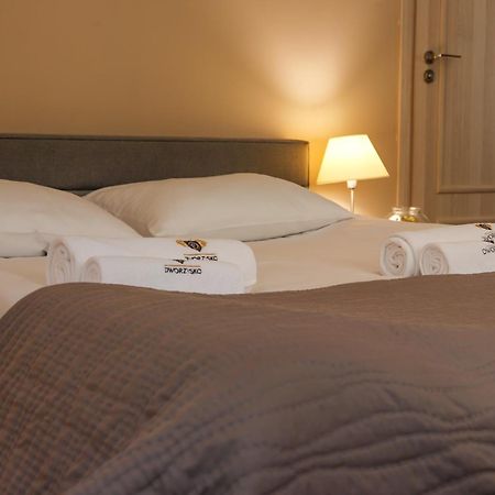 Dworzysko Hotel Щавно-Здруй Екстериор снимка
