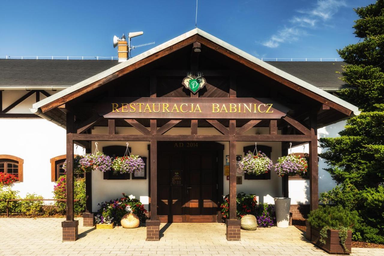 Dworzysko Hotel Щавно-Здруй Екстериор снимка