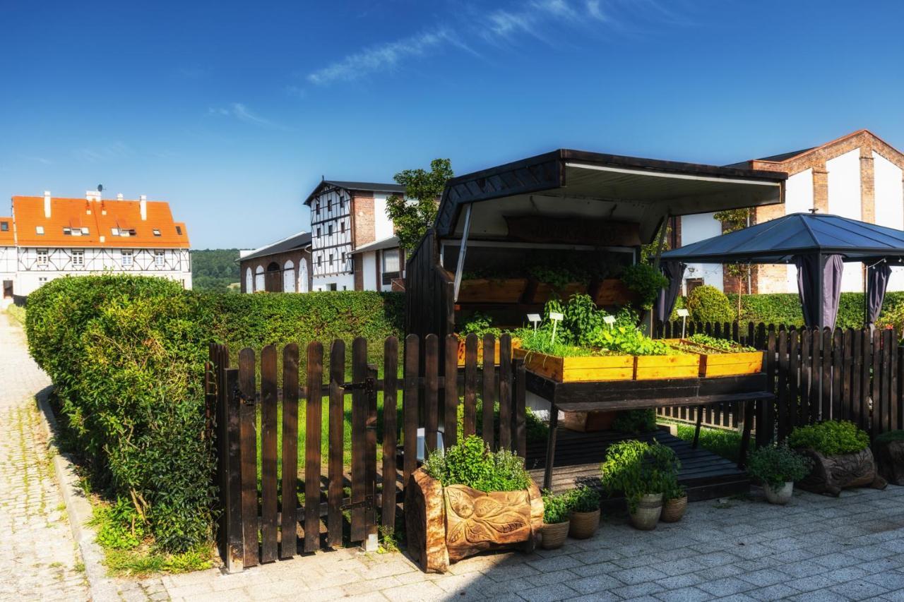 Dworzysko Hotel Щавно-Здруй Екстериор снимка