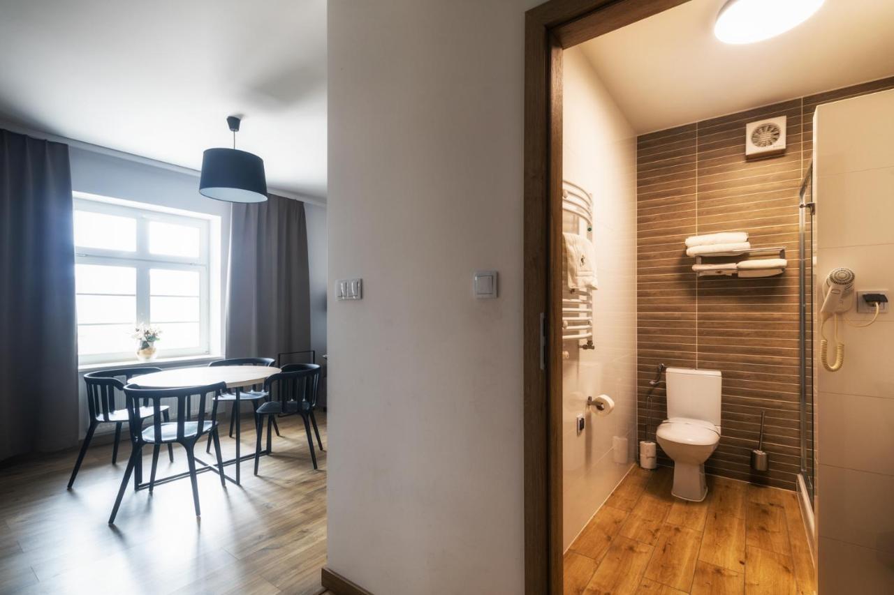 Dworzysko Hotel Щавно-Здруй Екстериор снимка